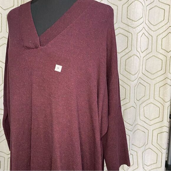 2 FOR $10 Loft Oversized v neck sweater Size M - Picture 2 of 3